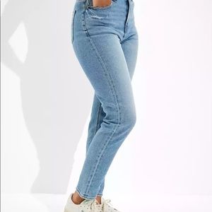 AE Stretch Curvy Mom Jean